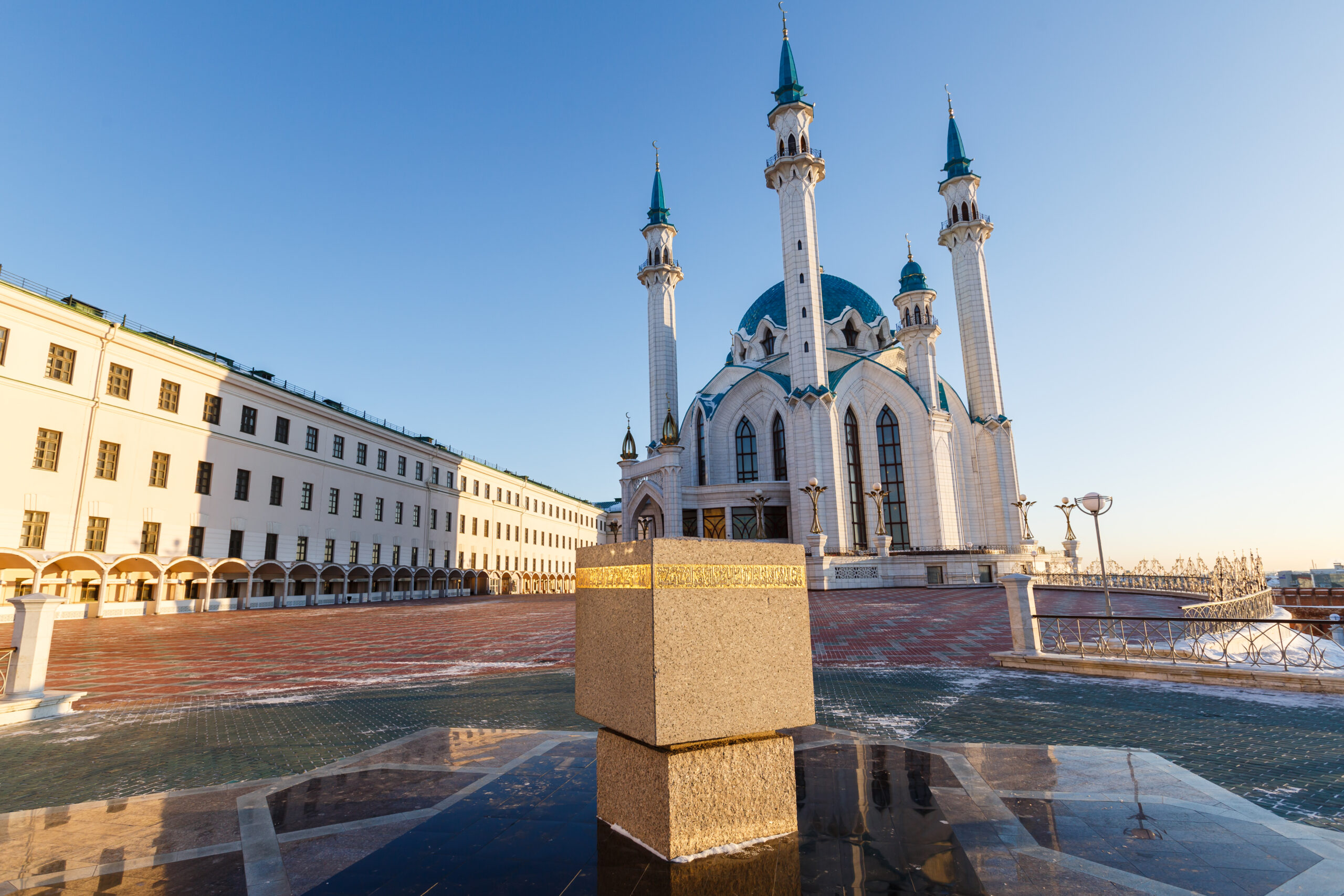 Pamyatnyj Kamen Posvyashennyj Zakladke Mecheti Kul Sharif Muzej Zapovednik Kazanskij Kreml